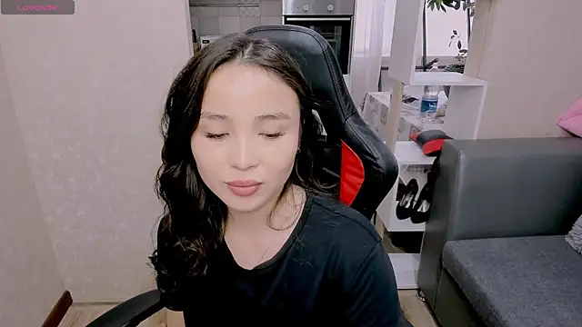 AyaMoon online show from October 2025 04:52:01 AM