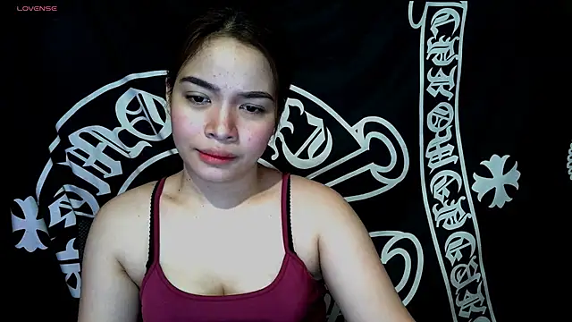 Snapshot of _preciousmoira_ chatting on June 2026 12:33:02 AM preciousmoira online show from June 2026 12:33:02 AM