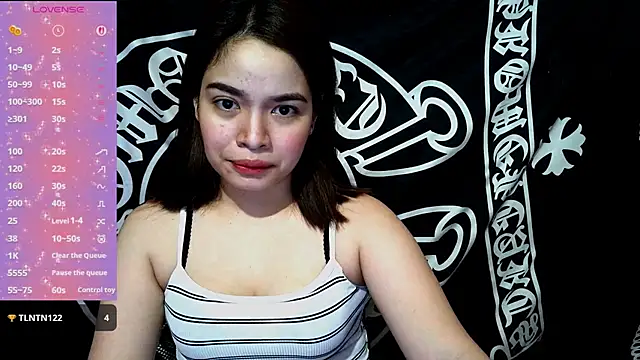 Snapshot of _preciousmoira_ chatting on July 2026 01:27:01 AM preciousmoira online show from July 2026 01:27:01 AM