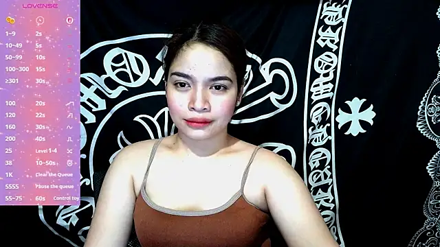 Snapshot of _preciousmoira_ chatting on July 2026 01:19:02 AM preciousmoira online show from July 2026 01:19:02 AM