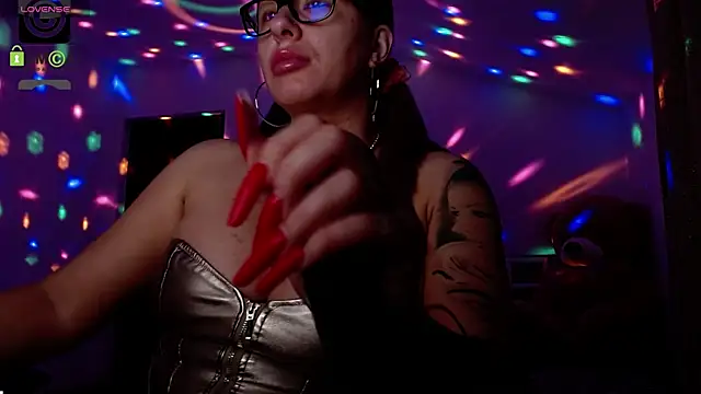 SonyaDevon online show from March 2025 04:07:01 AM