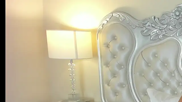 Pamela roberts online show from June 2026 12:18:01 PM