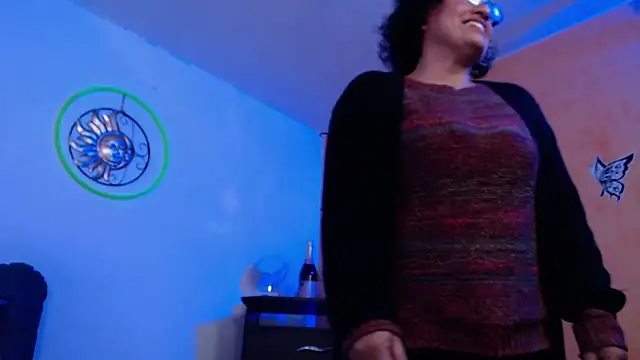 Snapshot of scarlet_wet chatting on March 2025 01:48:02 AM scarlet wet online show from March 2025 01:48:02 AM