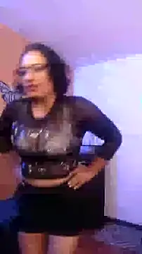 Snapshot of scarlet_wet chatting on March 2025 01:42:02 AM scarlet wet online show from March 2025 01:42:02 AM