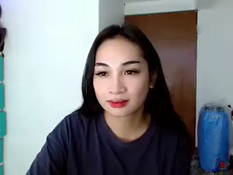 SweetLilly 18 online show from December 2024 04:49:01 PM