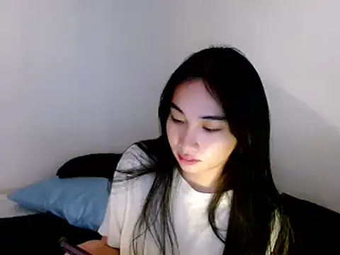 SweetLilly 18 online show from March 2025 04:17:02 AM