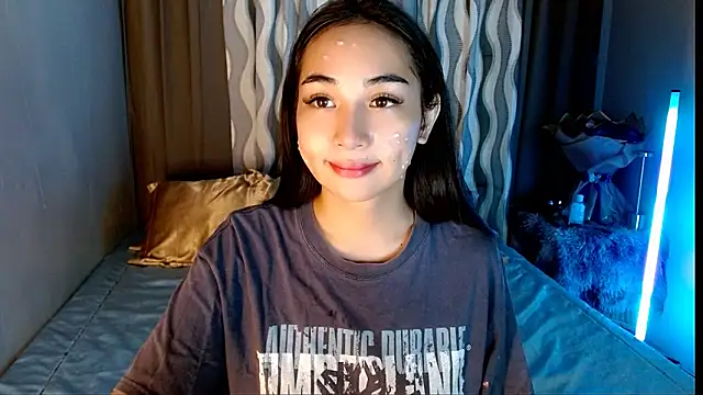 SweetLilly 18 online show from April 2026 02:31:01 AM