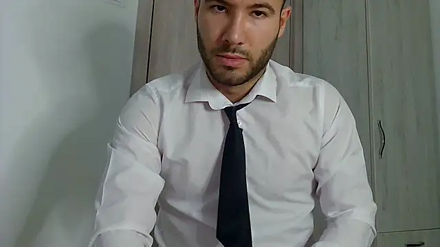 Snapshot of Justynn1 chatting on January 2025 07:11:02 AM Justynn1 online show from January 2025 07:11:02 AM