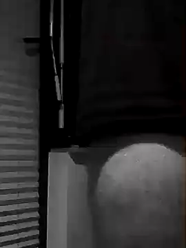 Snapshot of Genius1606 chatting on October 2025 10:40:02 PM Genius1606 online show from October 2025 10:40:02 PM