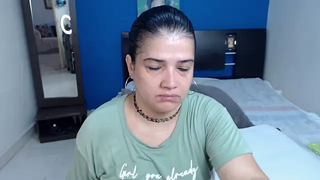 GlendaStarx online show from May 2026 02:35:02 PM