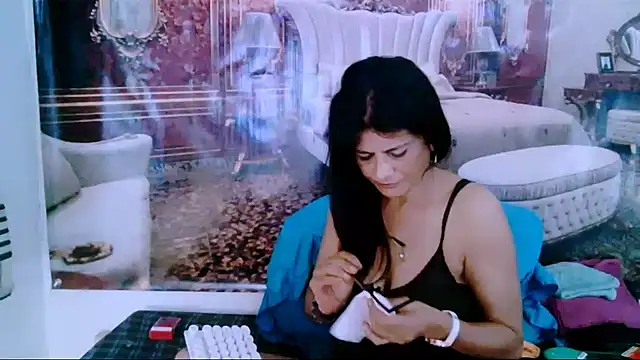 IndianAllure online show from January 2025 09:10:02 AM