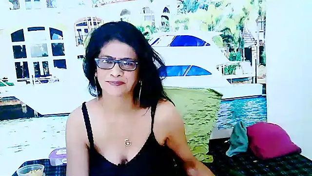 IndianAllure online show from January 2025 08:41:01 AM