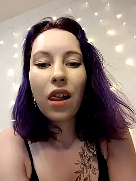 Snapshot of Frost_foxy chatting on December 2024 03:22:02 PM Frost foxy online show from December 2024 03:22:02 PM