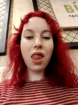 Snapshot of Frost_foxy chatting on March 2025 05:17:02 AM Frost foxy online show from March 2025 05:17:02 AM