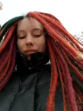 Snapshot of Frost_foxy chatting on October 2025 02:19:01 AM Frost foxy online show from October 2025 02:19:01 AM