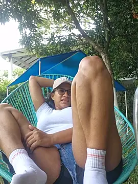 Snapshot of DAELAA chatting on January 2025 07:43:01 PM DAELAA online show from January 2025 07:43:01 PM