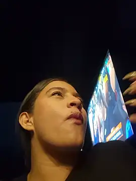 Snapshot of DAELAA chatting on February 2025 11:33:02 PM DAELAA online show from February 2025 11:33:02 PM