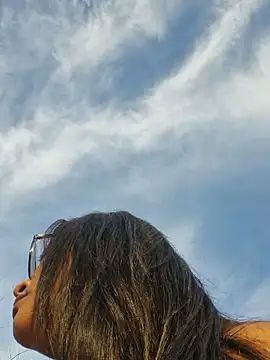 Snapshot of DAELAA chatting on February 2025 10:09:01 PM DAELAA online show from February 2025 10:09:01 PM