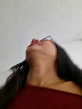 Snapshot of DAELAA chatting on September 2025 04:51:02 PM DAELAA online show from September 2025 04:51:02 PM