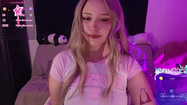 Snapshot of KuroChan420 chatting on March 2025 02:48:01 AM KuroChan420 online show from March 2025 02:48:01 AM