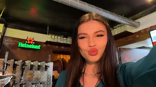 Snapshot of dirtypub chatting on February 2025 09:53:01 AM dirtypub online show from February 2025 09:53:01 AM