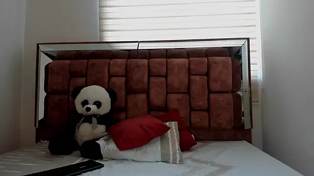 SexyCaitlynHot online show from December 2024 08:05:02 PM