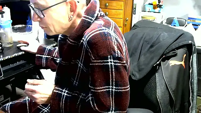 Snapshot of jjdirty6996 chatting on January 2026 10:19:02 AM jjdirty6996 online show from January 2026 10:19:02 AM