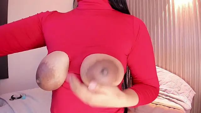 Snapshot of AMELIE_xx chatting on October 2025 04:36:02 PM AMELIE xx online show from October 2025 04:36:02 PM