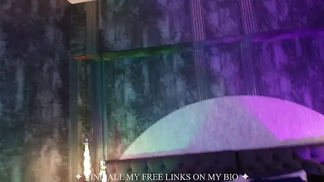 Snapshot of Charlotte_Germanotta_ chatting on January 2026 03:49:02 PM Charlotte Germanotta online show from January 2026 03:49:02 PM