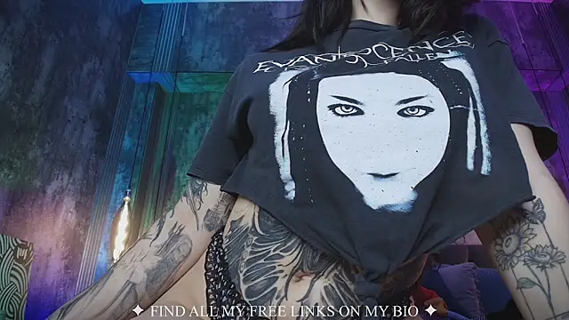 Snapshot of Charlotte_Germanotta_ chatting on February 2026 07:19:02 PM Charlotte Germanotta online show from February 2026 07:19:02 PM