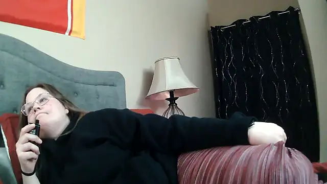 Snapshot of captainstabbin83 chatting on March 2026 01:12:01 AM captainstabbin83 online show from March 2026 01:12:01 AM