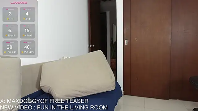 Snapshot of maxdoggy1 chatting on January 2026 12:49:02 AM maxdoggy1 online show from January 2026 12:49:02 AM