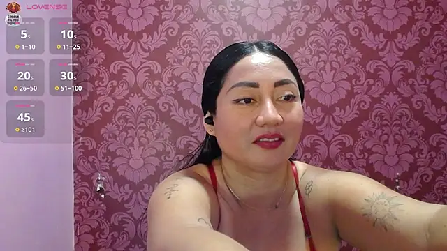 juliana diaz online show from July 2026 03:21:02 PM