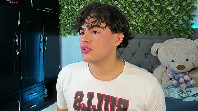 kamii 22 online show from February 2025 07:01:02 AM