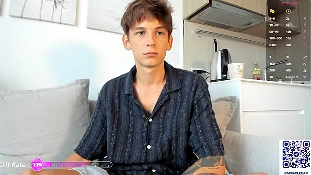 MiracleCam online show from October 2025 12:01:02 AM