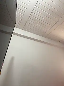 Snapshot of AlondraDiossa03 chatting on April 2026 04:33:02 PM AlondraDiossa03 online show from April 2026 04:33:02 PM