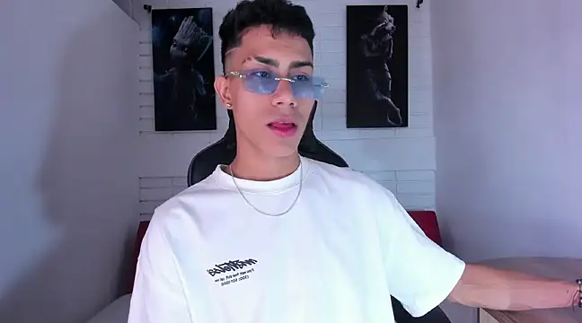 AlanNaughty online show from December 2024 08:11:01 PM