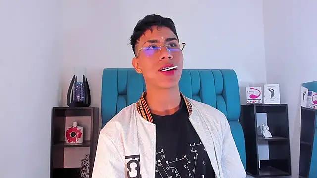 AlanNaughty online show from January 2025 12:49:01 AM