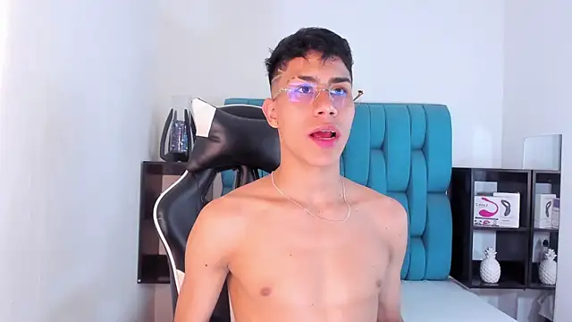 AlanNaughty online show from February 2025 10:04:02 PM