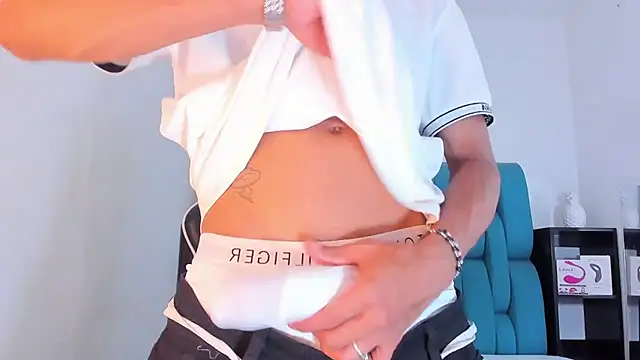 AlanNaughty online show from March 2025 08:14:02 PM