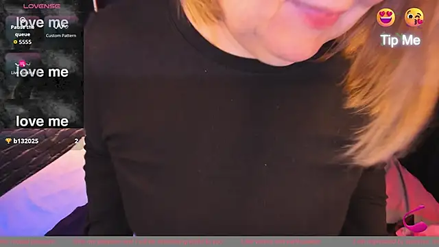 Snapshot of Shannonshine chatting on November 2025 05:29:01 AM Shannonshine online show from November 2025 05:29:01 AM