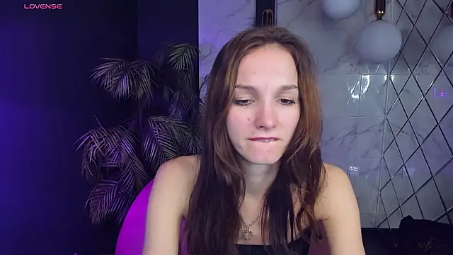 MirandaGlow online show from December 2024 12:11:02 PM