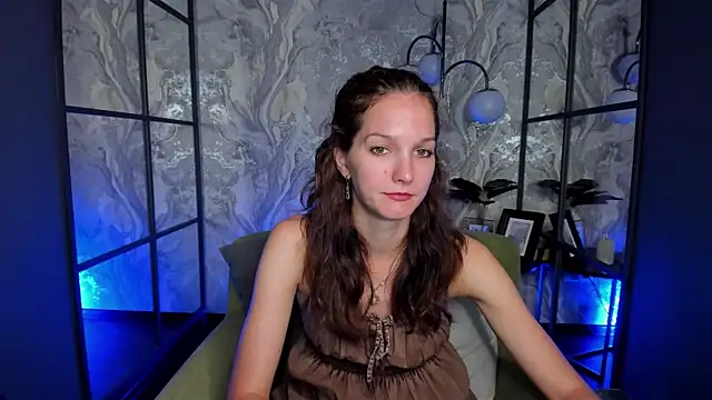 MirandaGlow online show from August 2026 05:39:02 AM