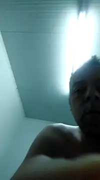 Snapshot of david_geam chatting on January 2025 05:53:01 PM david geam online show from January 2025 05:53:01 PM