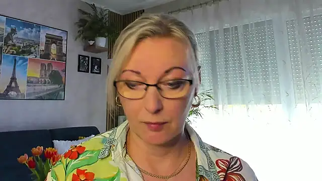 vanessa chat online show from May 2026 01:30:01 PM