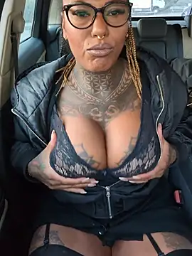 DarkDea online show from December 2025 02:55:01 PM