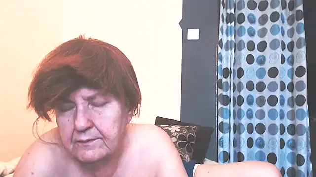 Snapshot of MioritaHard chatting on April 2026 01:48:02 PM MioritaHard online show from April 2026 01:48:02 PM