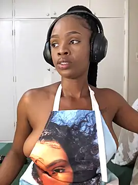 LuciousLips96 online show from October 2025 11:08:02 AM