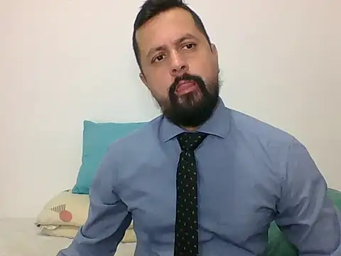 Snapshot of TRIISTAN_KING10 chatting on March 2025 08:27:01 PM TRIISTAN KING10 online show from March 2025 08:27:01 PM