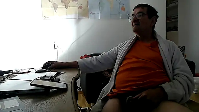 silvio-aus-luzern-CH online show from July 2026 06:31:01 AM